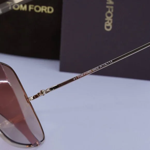 Tom Ford FT0901 28F Toby 02 Square Sunglasses - Gold Purple  display picture 2